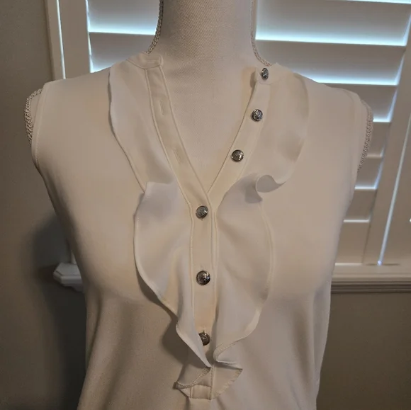 46. White House Black Market Ruffle Button-Up Blouse | White | Size XS - Picture 3 of 5